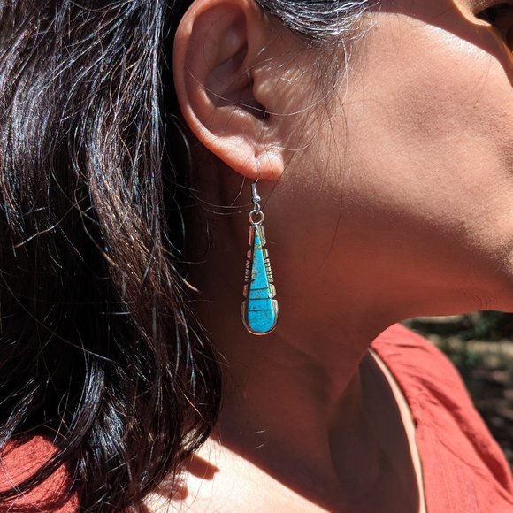 SouthwestArtisans Jewelry - Native American Dangle Earrings Raindrop Turquoise Zuni‎ Handmade Jewelry***